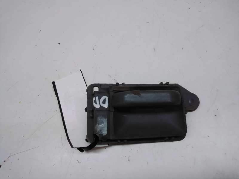 Recambio de maneta interior delantera derecha para peugeot 205 berlina 1.4 referencia OEM IAM   