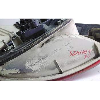 Recambio de piloto trasero derecho para bmw serie 1 berlina (e81/e87) 118d referencia OEM IAM 3016380000  