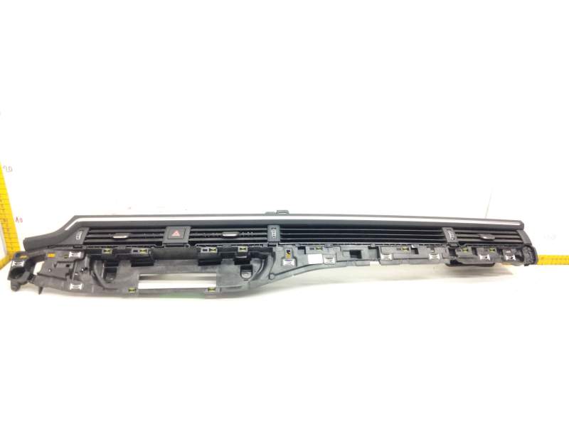 Recambio de aireador central para audi a4 berlina (8w2) 2.0 16v tdi referencia OEM IAM 8W1820902D  
