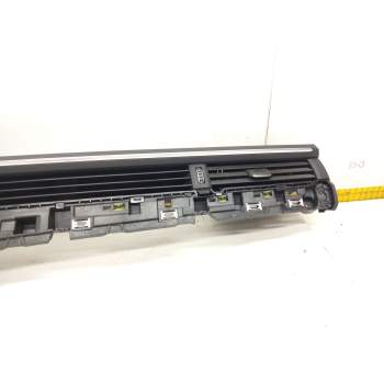 Recambio de aireador central para audi a4 berlina (8w2) 2.0 16v tdi referencia OEM IAM 8W1820902D  