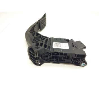 Recambio de pedal acelerador para audi a4 berlina (8w2) 2.0 16v tdi referencia OEM IAM 8W1723523  
