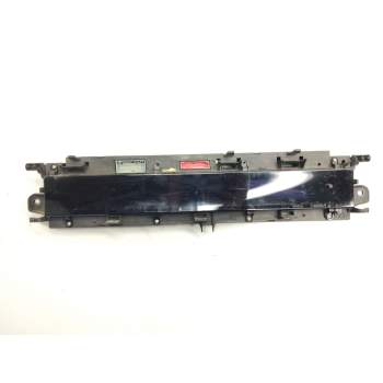 Recambio de pantalla multifuncion para renault scenic ii 1.6 16v referencia OEM IAM P8200787774A  