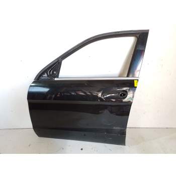 PUERTA DELANTERA IZQUIERDA A1667200105 