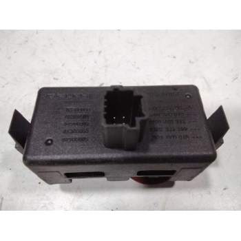 Recambio de warning para renault clio iii luxe privilege referencia OEM IAM 883000000  