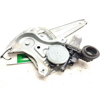 ELEVALUNAS TRASERO DERECHO 857200D120 