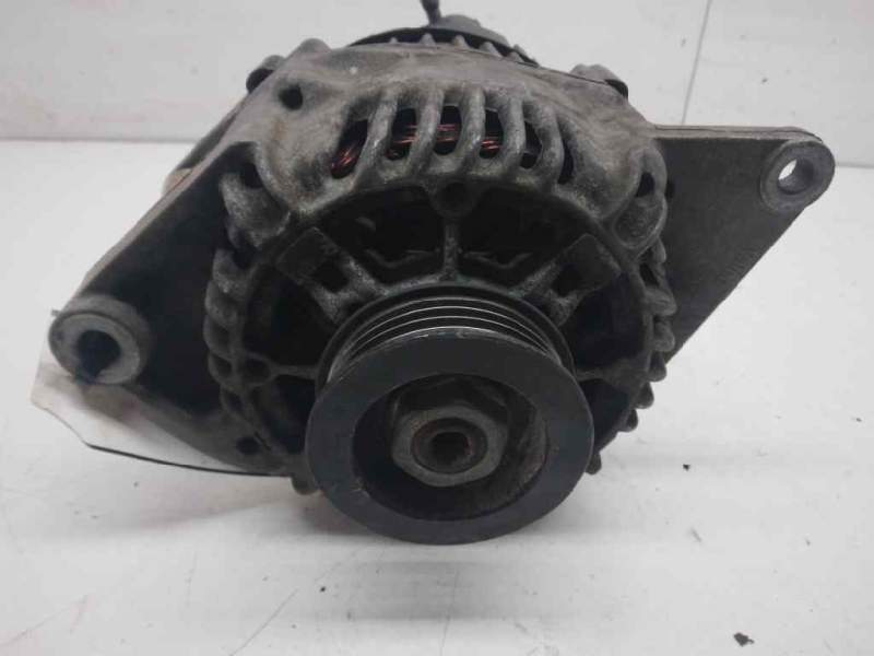 Recambio de alternador para renault twingo (co6) 1.2 (c066/67/68) referencia OEM IAM   