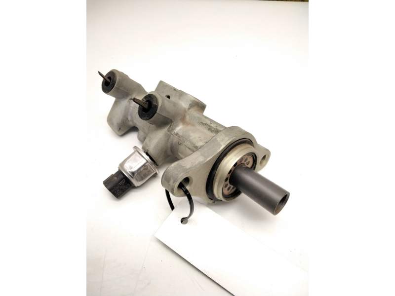 Recambio de bomba freno para nissan navara np300 (d40) 2.5 dci referencia OEM IAM W3234JT8 M662654 