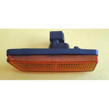 Recambio de piloto lateral izquierdo para alfa romeo 155 referencia OEM IAM 60553787  