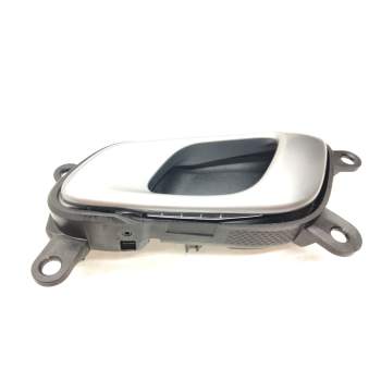 Recambio de maneta interior delantera izquierda para kia ceed (cd) 1.6 crdi 136 referencia OEM IAM 82613J7000  