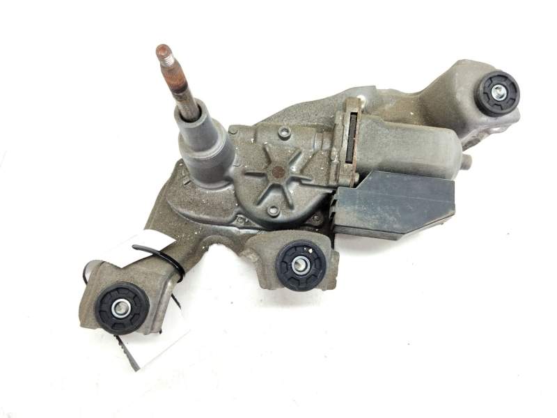 Recambio de motor limpia trasero para toyota auris referencia OEM IAM   