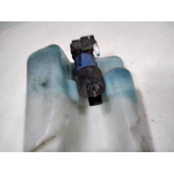 Recambio de deposito limpia para renault clio iii luxe privilege referencia OEM IAM 7701058023  