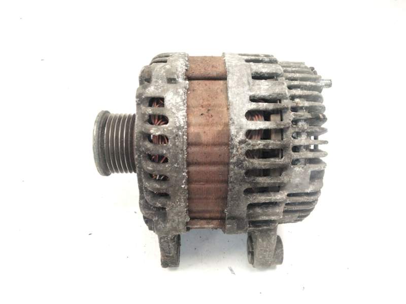 Recambio de alternador para nissan x-trail ii (t31) 2.0 dci referencia OEM IAM   