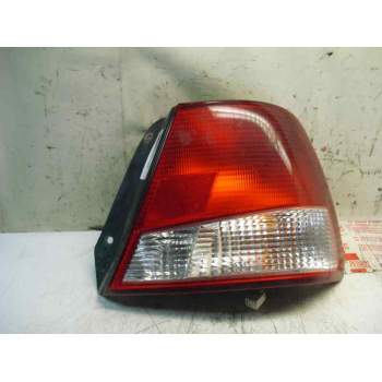 PILOTO TRASERO DERECHO R92402252 