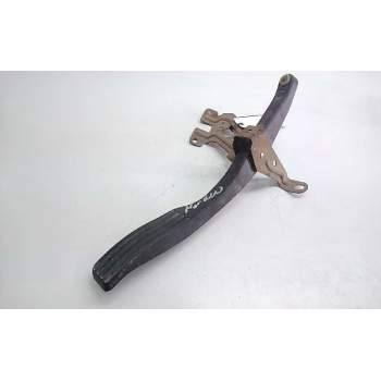 PEDAL EMBRAGUE 