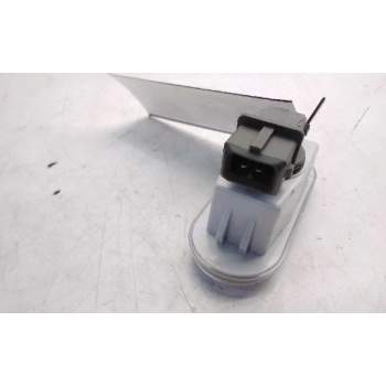 Recambio de piloto lateral derecho para man tg-a 32.xxx referencia OEM IAM 81252036015  