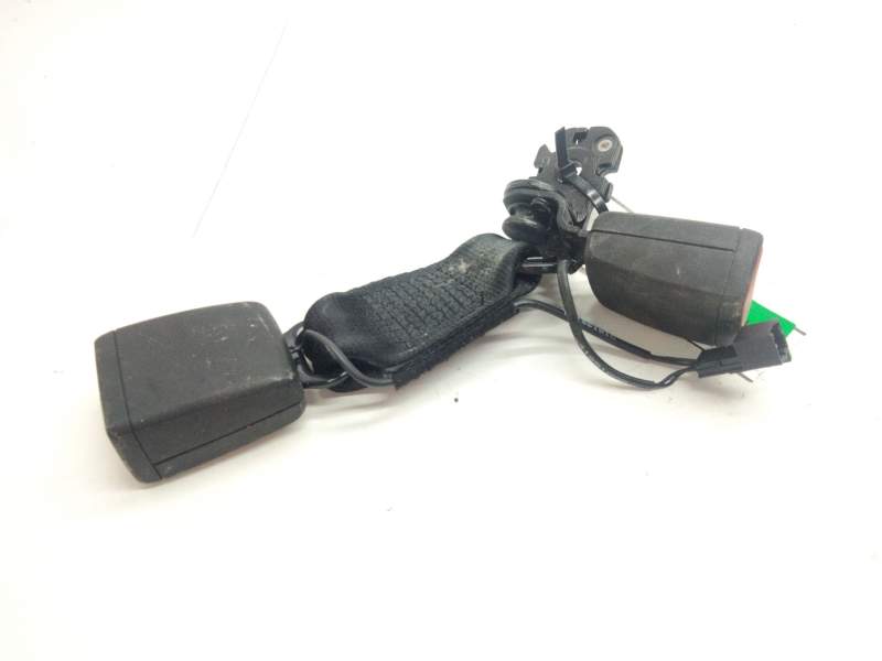 Recambio de enganche cinturon trasero central para audi a4 berlina (8w2) 2.0 16v tdi referencia OEM IAM   