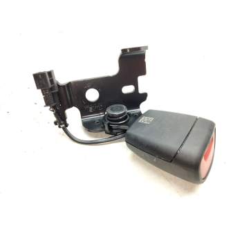 ENGANCHE CINTURON TRASERO IZQUIERDO a2068605700 