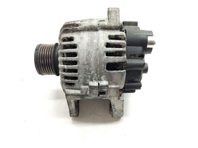 Recambio de alternador para renault megane ii berlina 5p 1.5 dci diesel referencia OEM IAM 0986080710  