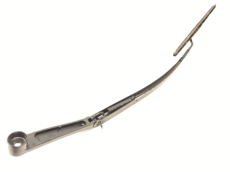 Recambio de brazo limpia delantero derecho para kia stonic (yb) 1.2 cvvt referencia OEM IAM 98321H8000  