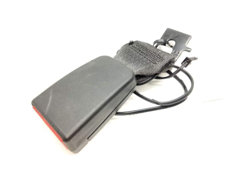 Recambio de enganche cinturon trasero derecho para opel astra k sports tourer excellence referencia OEM IAM 13409378  