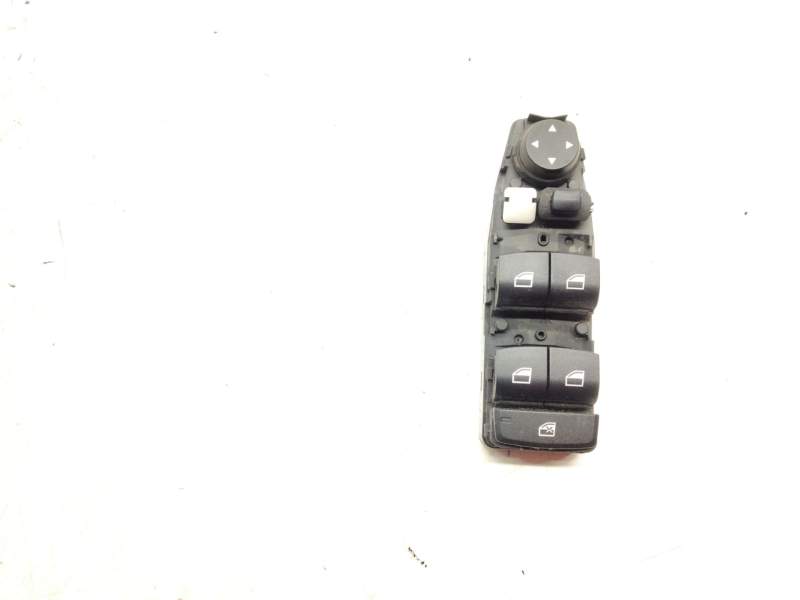 Recambio de mando elevalunas delantero izquierdo para bmw x3 (f25) xdrive 20 d referencia OEM IAM 9208109  