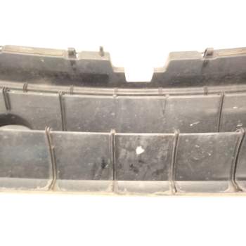 Recambio de rejilla delantera para land rover discovery iii (l319) 2.7 td 4x4 referencia OEM IAM DHB000274  