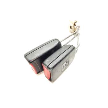 Recambio de enganche cinturon trasero izquierdo para audi a8 (d2) 3.7 referencia OEM IAM 4D0857739G  