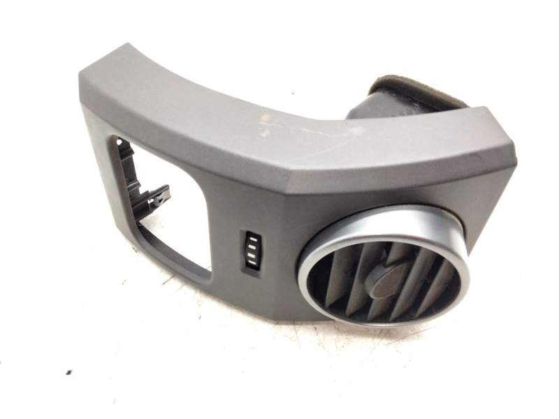Recambio de aireador derecho para land rover discovery iii (l319) 2.7 td 4x4 referencia OEM IAM JBD500210XXX  