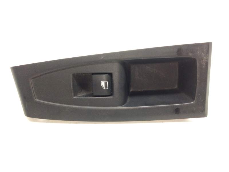 Recambio de mando elevalunas delantero derecho para bmw 2 gran tourer (f46) 218 d xdrive referencia OEM IAM 920810702  