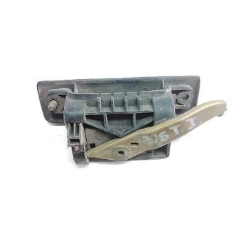 Recambio de maneta exterior trasera izquierda para peugeot 205 berlina 1.1 referencia OEM IAM   