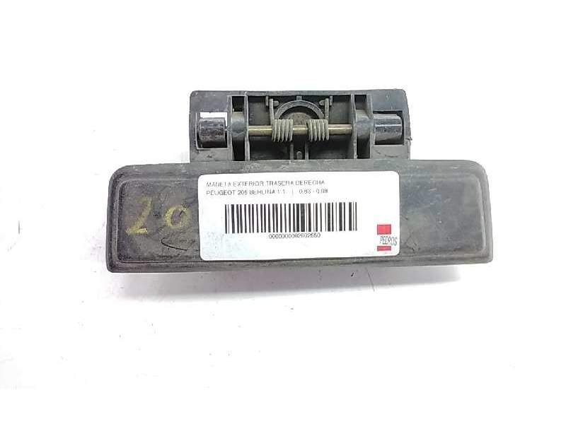 Recambio de maneta exterior trasera derecha para peugeot 205 berlina 1.1 referencia OEM IAM   