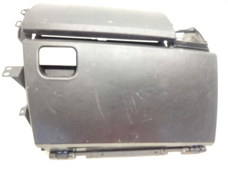 Recambio de guantera para land rover discovery iii (l319) 2.7 td 4x4 referencia OEM IAM FFB000282XXX  