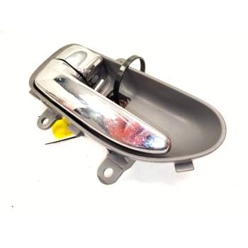 Recambio de maneta interior delantera izquierda para nissan x-trail ii (t31) 2.0 dci referencia OEM IAM   