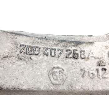 Recambio de mangueta delantera derecha para audi q7 (4lb) 3.0 tdi quattro referencia OEM IAM 7L0407258A  