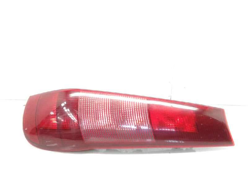Recambio de piloto trasero derecho para fiat punto berl. (176) referencia OEM IAM 36500748D 484010820 A281