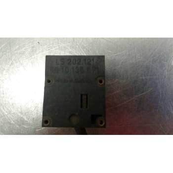 Recambio de mando limpia para renault kerax 385.280 kw e2 referencia OEM IAM 5010135571 LS202121 38630
