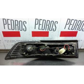 Recambio de piloto trasero derecho para mazda 323 berlina (bg) 1.6 cat referencia OEM IAM 0431321R  38701