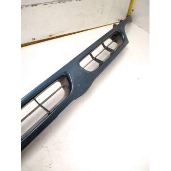 Recambio de rejilla delantera para nissan serena (c23m) 2.3 diesel referencia OEM IAM 623101C400  VERDE