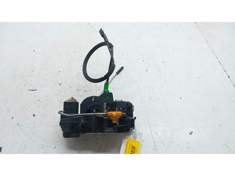 Recambio de cerradura puerta trasera derecha para opel insignia a (g09) 2.0 cdti (68) referencia OEM IAM 13578025  