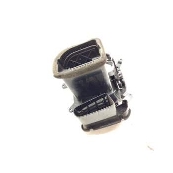 Recambio de aireador derecho para iveco daily vi furgoneta 33s11, 35s11, 35c11 referencia OEM IAM 5802886064  