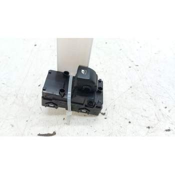 MANDO ELEVALUNAS DELANTERO DERECHO 93575J7000 