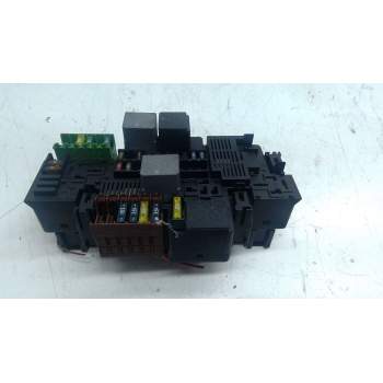 CAJA FUSIBLES A2139062202 