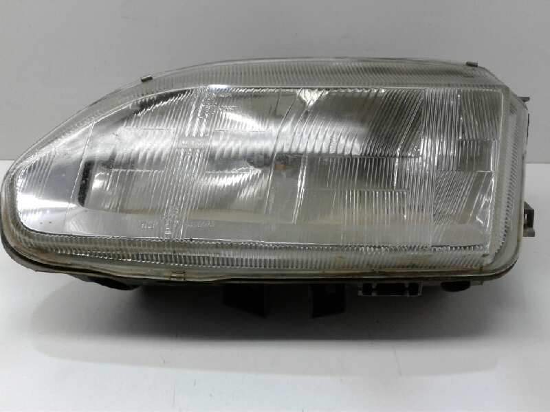 Recambio de faro izquierdo para renault safrane (b54) 2.1 dt referencia OEM IAM 7701035044  
