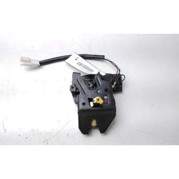 Recambio de cerradura maletero / porton para daewoo nubira berlina sx referencia OEM IAM 3H05  