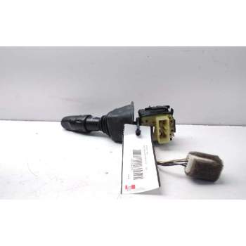 Recambio de mando limpia para daewoo nubira berlina sx referencia OEM IAM 96552842 52133B1000 