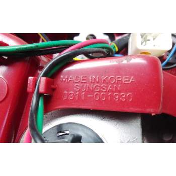 Recambio de piloto trasero derecho para daewoo nubira berlina sx referencia OEM IAM 0311001930  