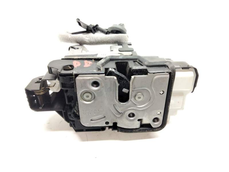 Recambio de cerradura puerta trasera derecha para volvo v40 cross country referencia OEM IAM 31440390  