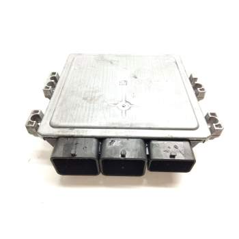 Recambio de centralita motor uce para volvo v40 cross country referencia OEM IAM 31355712  