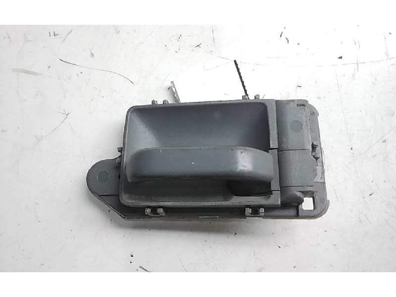 Recambio de maneta interior delantera derecha para peugeot 205 berlina referencia OEM IAM   