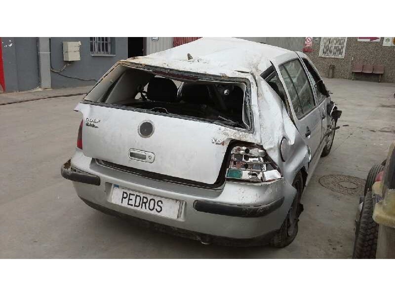 volkswagen golf iv berlina (1j1) del año 2002